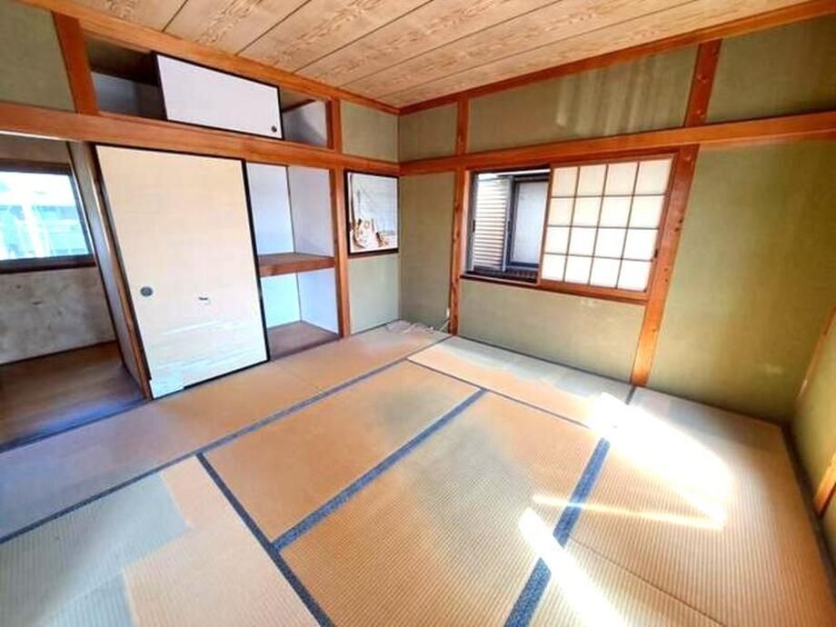 4DK Used House for Sale in Kochi City, Kitagoza - 15 Million Yen - Thumbnail 2