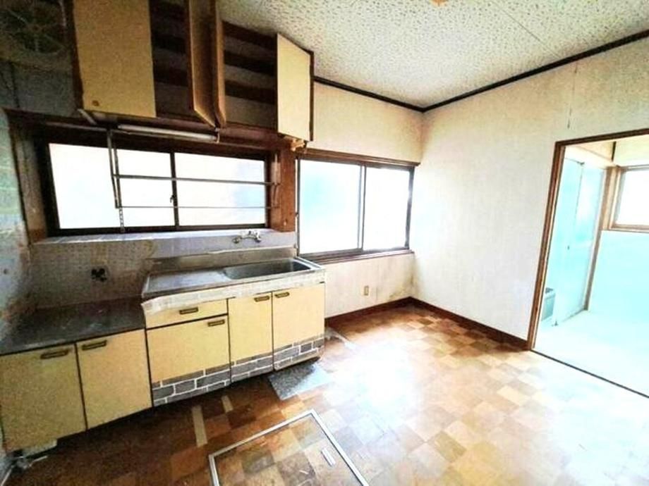 4DK Used House for Sale in Kochi City, Kitagoza - 15 Million Yen - Thumbnail 4
