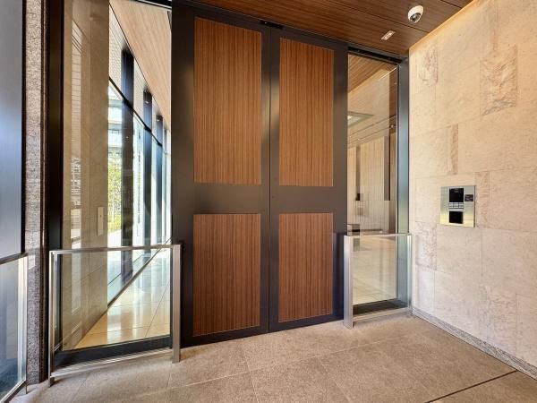 2LDK Apartment for Sale in Ebina, Kanagawa - 73m2 - Thumbnail 4
