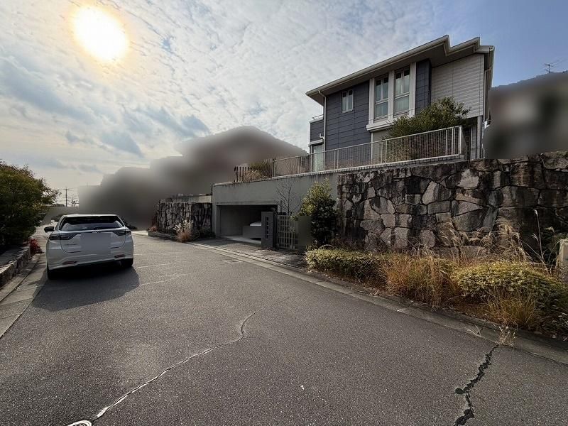 5LDK+S House for Sale in Takarazuka, Hyogo - 138M Yen - Thumbnail 4