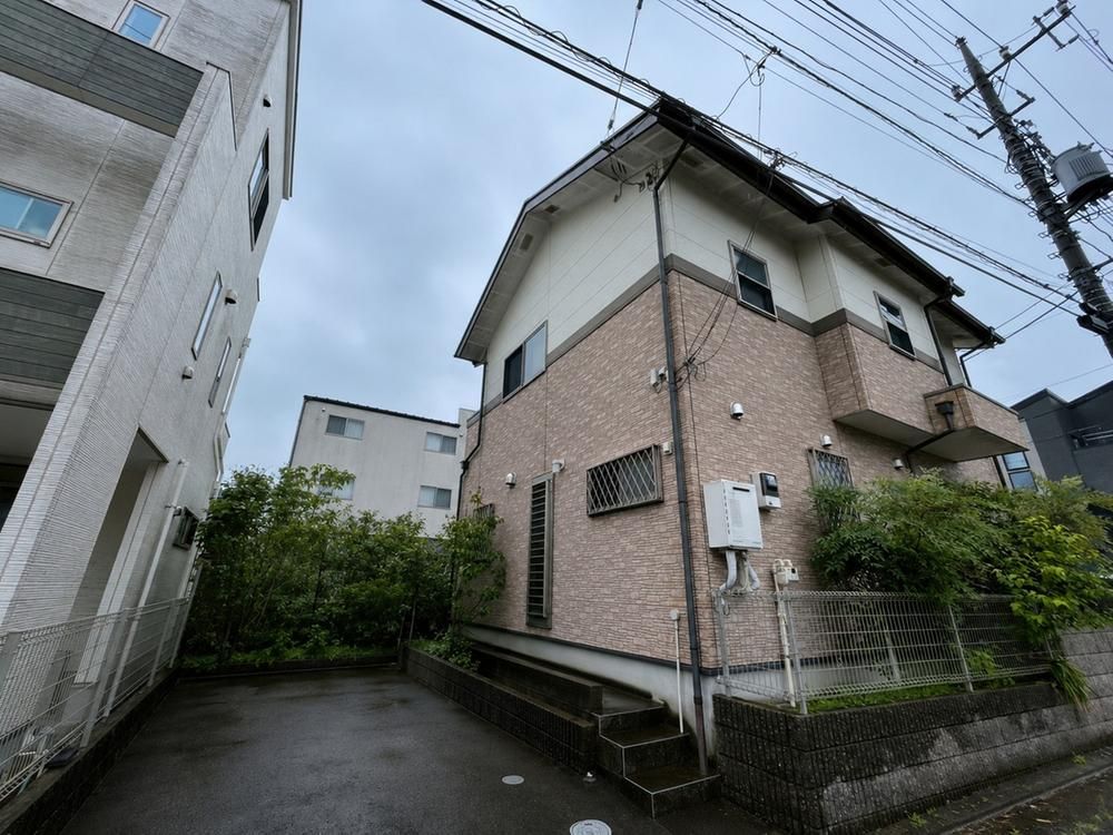 3DK Custom-Built House with Large Garden in Urawa, Saitama - Thumbnail 4