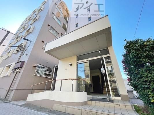 Renovated 4LDK Apartment for Sale in Kashiwa, Chiba - Thumbnail 2