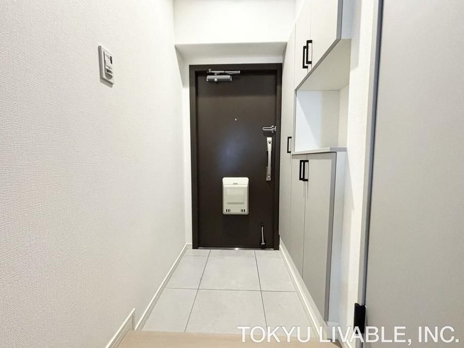 Renovated 2LDK Apartment in Fujisawa, Kanagawa - Thumbnail 2