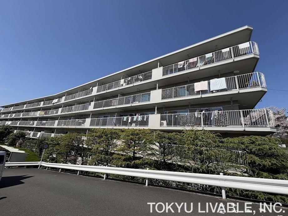 3LDK Apartment for Sale in Miyamae-ku, Kawasaki - Thumbnail 2