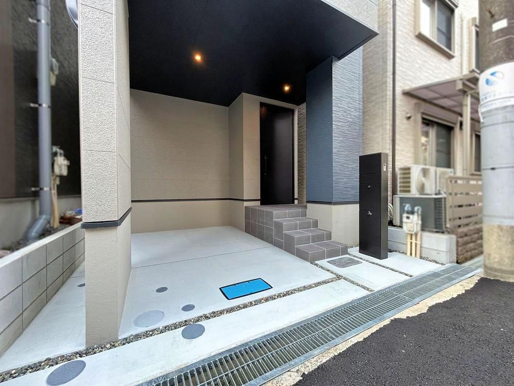 New 3-Storey House in Takatsuki, Osaka - 79.61 sqm - Thumbnail 4