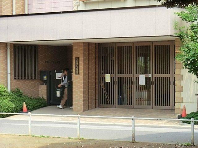 3LDK Apartment for Sale in Funabashi, Chiba Prefecture - Thumbnail 4