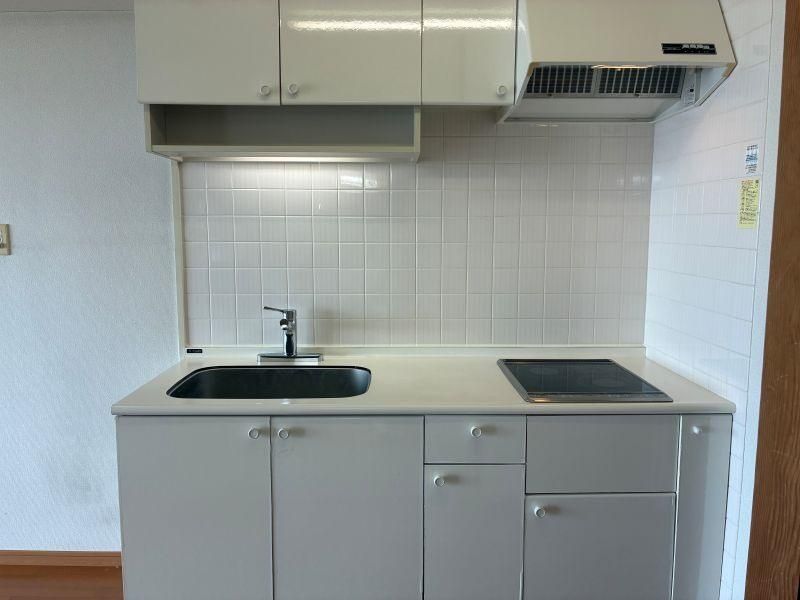 1LDK Apartment for Sale in Onjuku, Chiba - 56.7m2 - Thumbnail 4