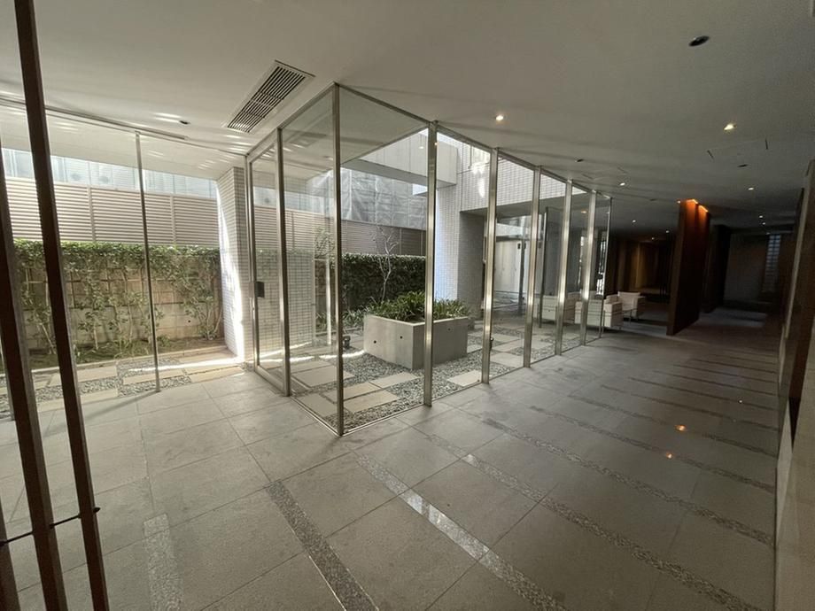 2LDK Apartment for Sale in Takatsu-ku, Kawasaki City, Kanagawa - Thumbnail 4