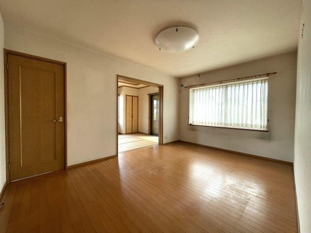 7LDK House for Sale in Konan, Aichi - 823m2 Land - Thumbnail 3