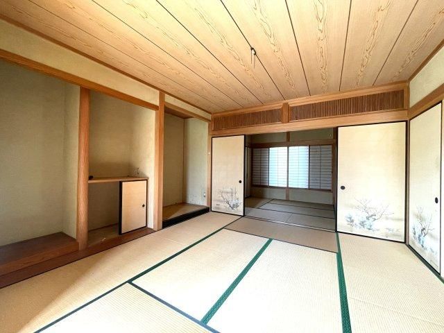 7LDK House for Sale in Konan, Aichi - 823m2 Land - Thumbnail 4