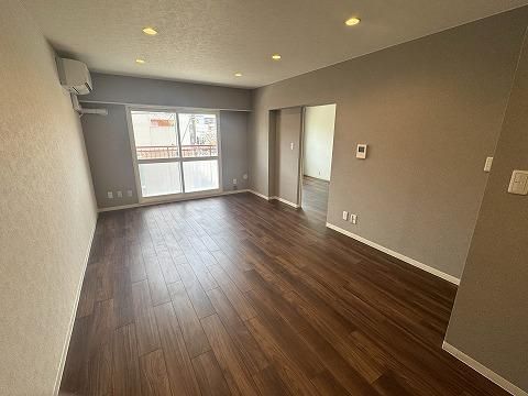 3LDK Apartment for Sale in Chuo-ku, Sapporo - 70.78m² - Thumbnail 4