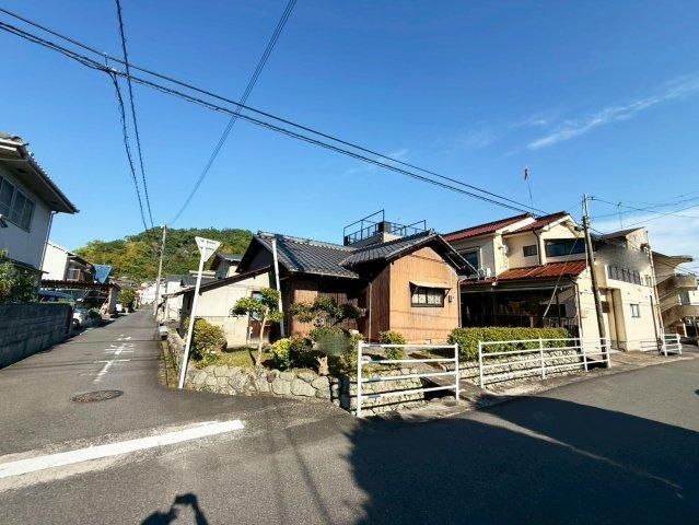 Used Detached House for Sale in Higashihiroshima City, 3DK+S, 76.92m2 - Thumbnail 2