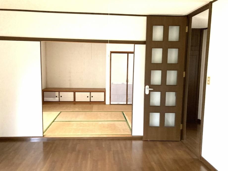 Used House 3LDK+S in Ikime-dai Higashi 2, Miyazaki City - 24.8 Million Yen - Thumbnail 4