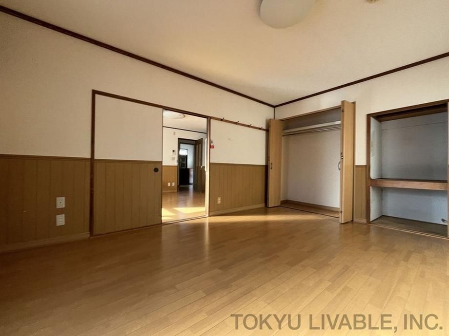 4LDK House on 354 sqm Corner Lot in Chitose, Hokkaido - Thumbnail 2