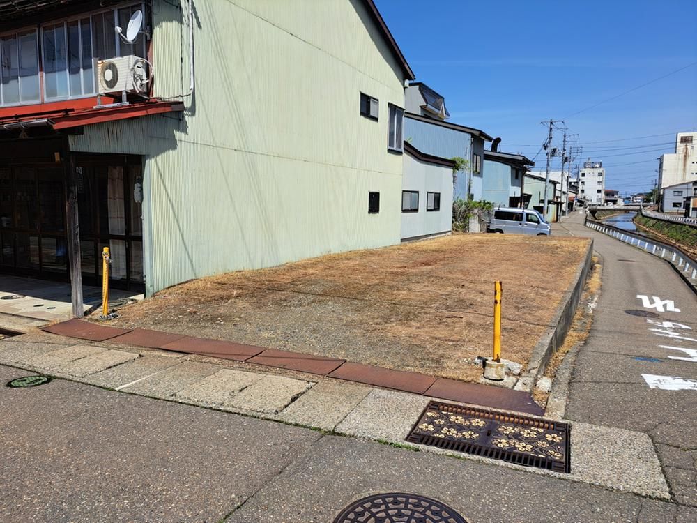 Land for Sale in Joetsu City, Niigata - 112 m2 Corner Lot - Thumbnail 2