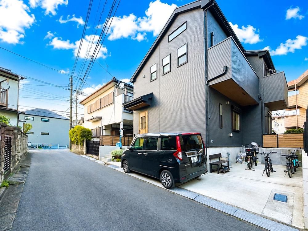 3LDK House for Sale in Tama City, Tokyo - 107m2 Land - Thumbnail 3