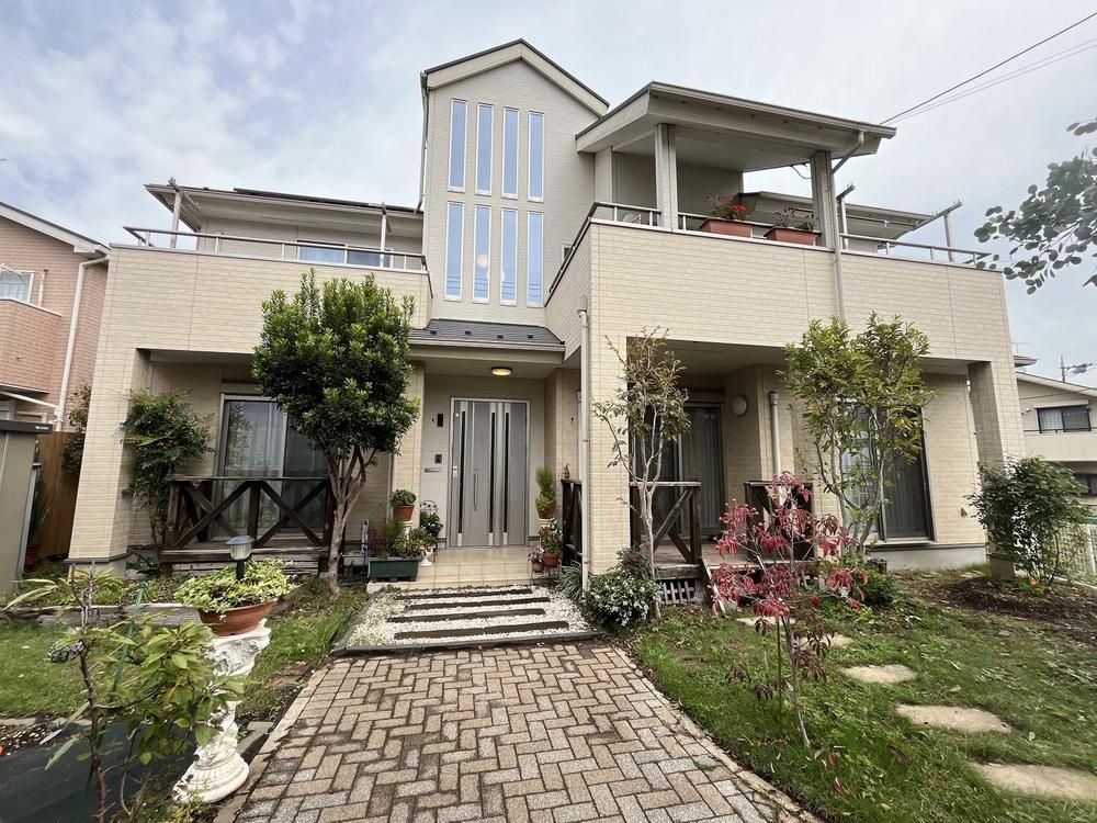 5LDK+S House for Sale in Akiruno, Tokyo - 324.9m² Land - Thumbnail 2