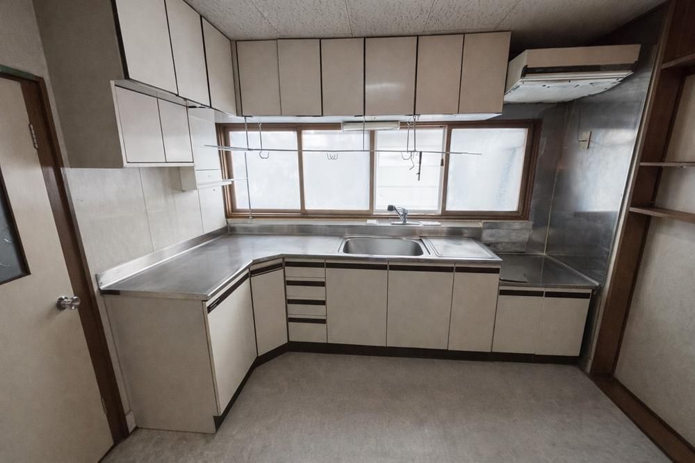 4LDK Detached House for Sale in Kita Ward, Sapporo Near Takuhoku Station - Thumbnail 3