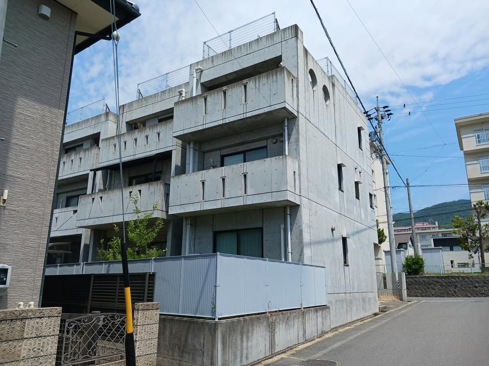 3LDK RC House Near Zenko-ji in Nagano City - Thumbnail 2
