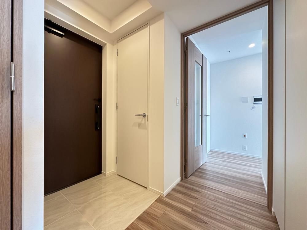 New 3LDK Apartment in Harumi Flag, Chuo City, Tokyo with Panoramic Views - Thumbnail 3