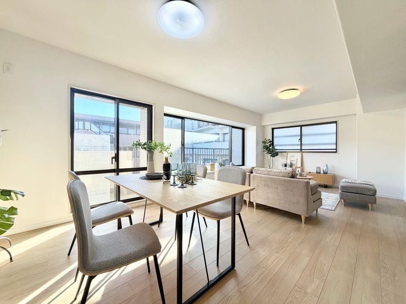 Spacious 3LDK Apartment for Sale in Miyamaedaira, Kawasaki - Thumbnail 2