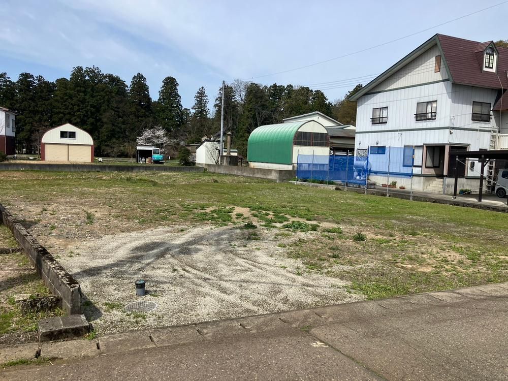 864 sqm Land for Sale in Joetsu, Niigata - 3 Million Yen - Thumbnail 3
