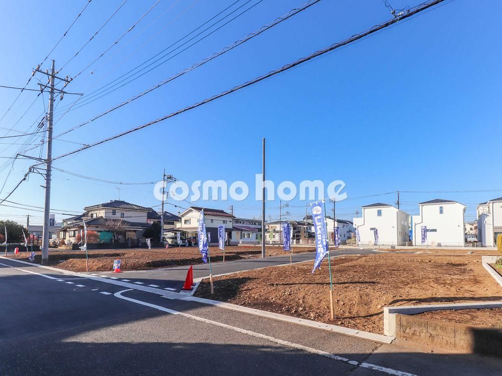 Land for Sale in Ome Tokyo: 11 Plots in Shinmachi - Thumbnail 4