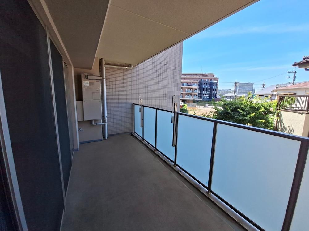3LDK Apartment for Sale in Nakahara Ward, Kawasaki - Thumbnail 4