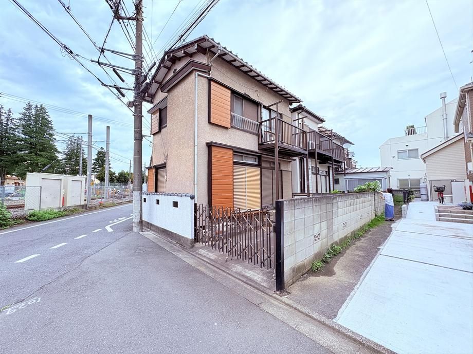 4DK House for Sale in Fussa, Tokyo - 2 Min Walk to Higashi-Fussa - Thumbnail 2