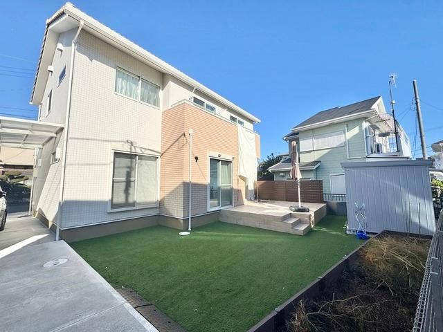 4LDK Used House in Hadano with Large Garden and Solar Power - Thumbnail 3
