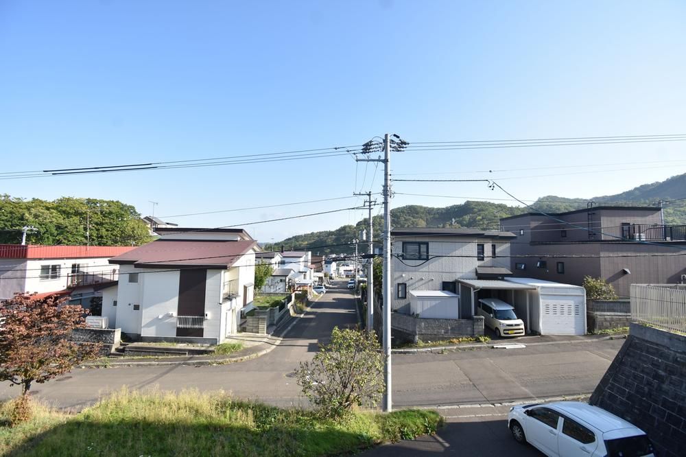 4LDK House for Sale in Minami-ku, Sapporo - 159.82m2 - Thumbnail 3