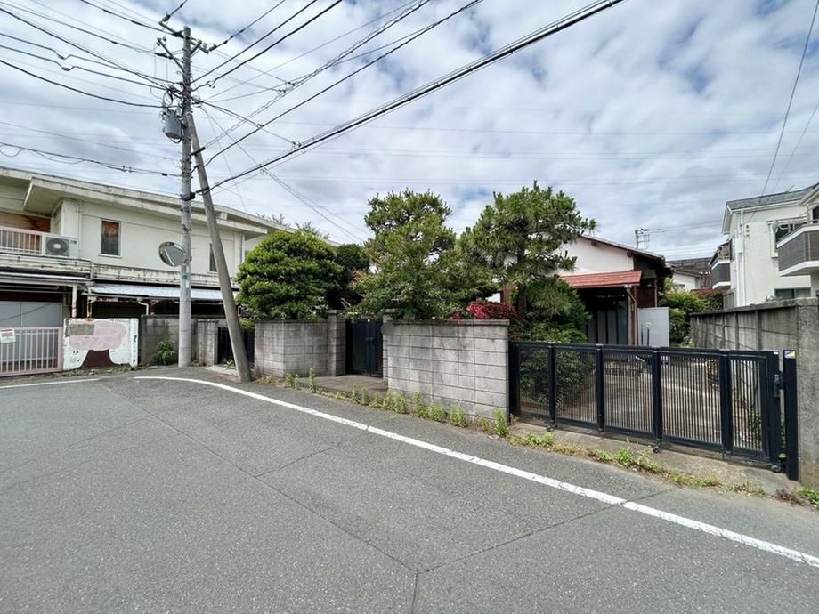 4LDK Single-Story House for Sale in Kodaira, Tokyo - Thumbnail 2