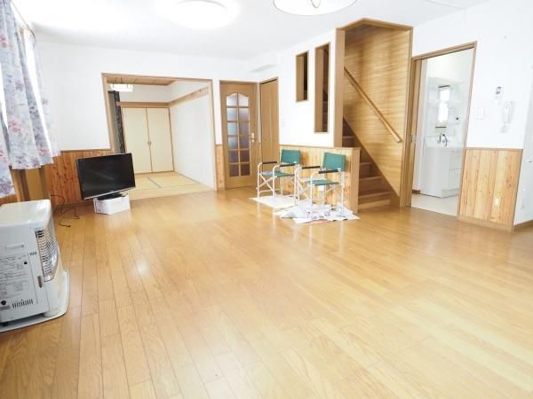5LDK+S House for Sale in Asahikawa, Hokkaido - 14.3M Yen - Thumbnail 3
