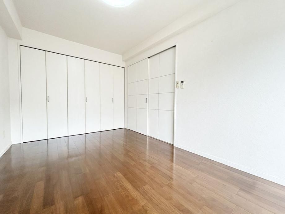 2LDK Apartment for Sale in Nishi Ward, Yokohama - Thumbnail 4