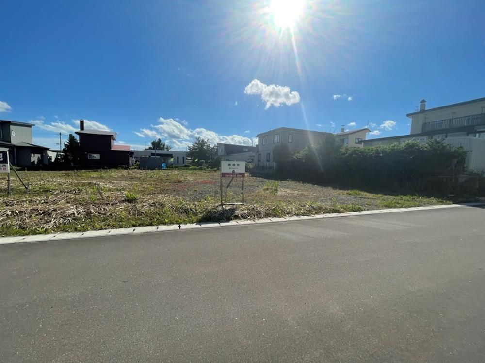 Land for Sale in Hokuto City, Hokkaido - 1,380 sqm - Thumbnail 2