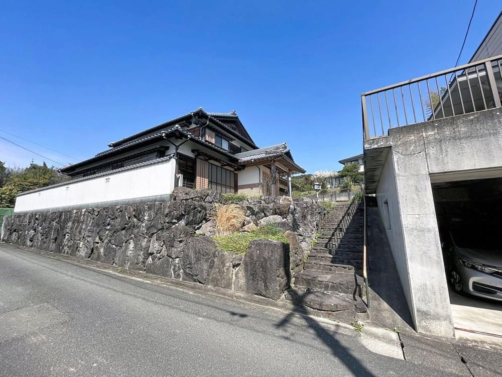 9LDK Cypress Wood House in Higashi-ku, Fukuoka - Thumbnail 3