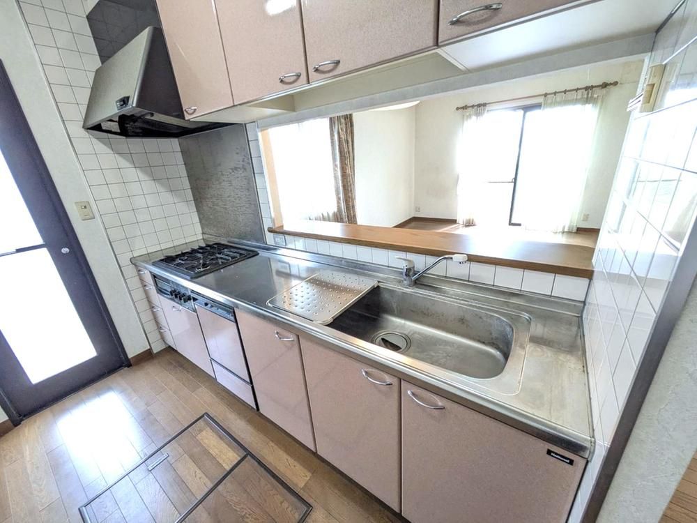 4LDK+2S Detached House for Sale in Kitakyushu, Fukuoka - Thumbnail 4
