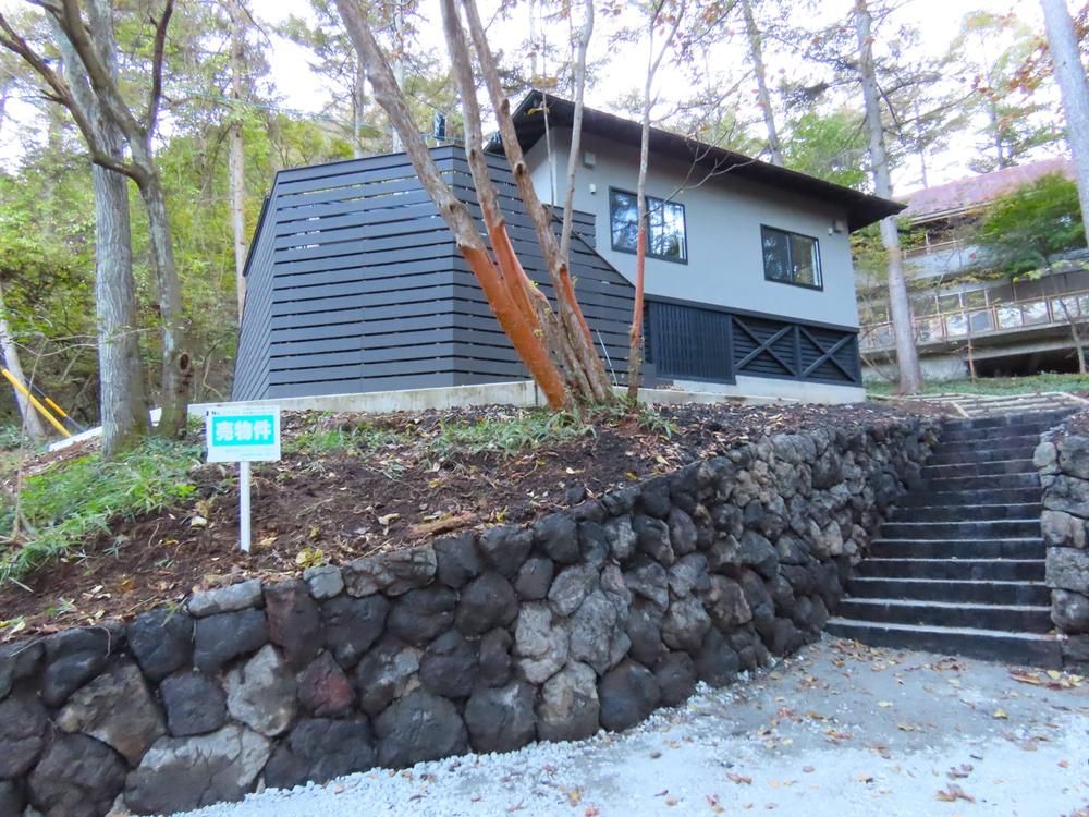 Renovated 3LDK House in Minami-Karuizawa Lake Garden, Nagano - Thumbnail 3