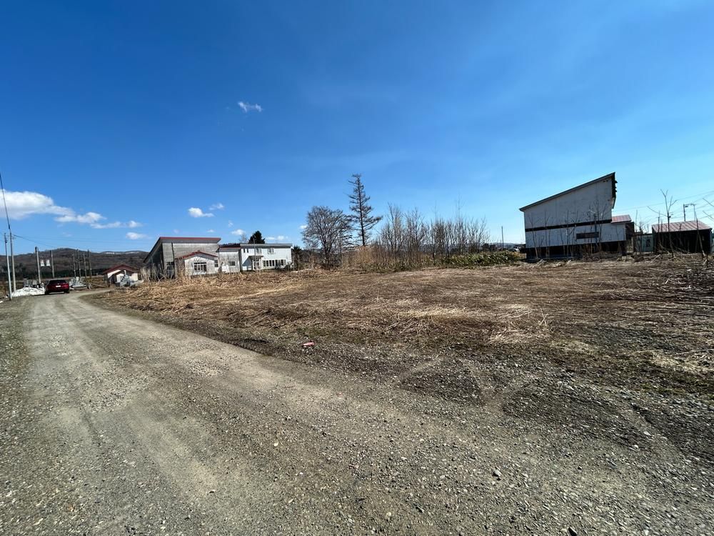 Land for Sale in Bibai City, Hokkaido - 2,166m2 - Thumbnail 3