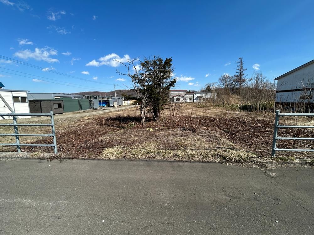 Land for Sale in Bibai City, Hokkaido - 2,166m2 - Thumbnail 2