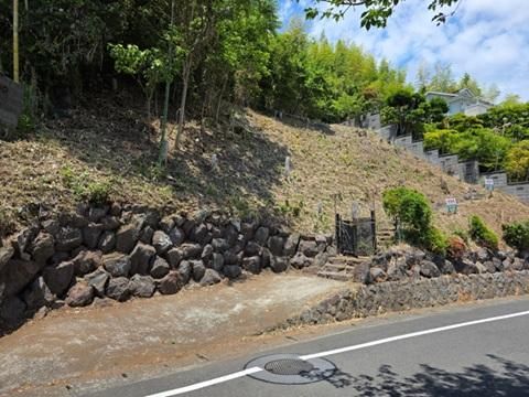 Land for Sale in Manazuru, Kanagawa - 1,234 sqm with Ocean View - Thumbnail 2