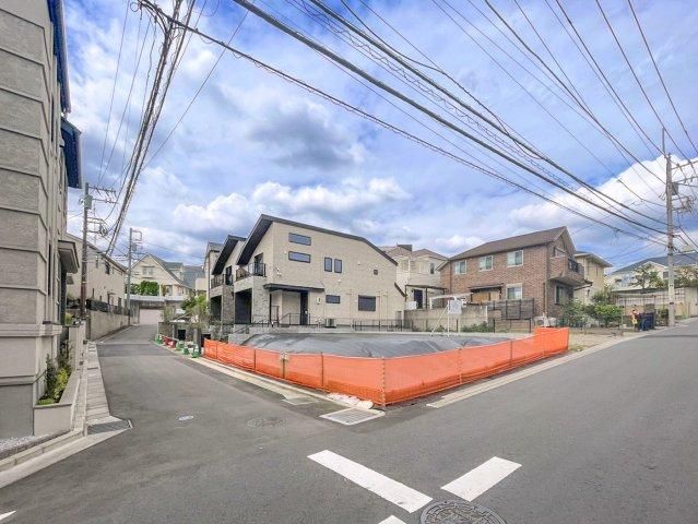 Land for Sale in Hiyoshi, Yokohama - 148.55 sqm Corner Lot - Thumbnail 3
