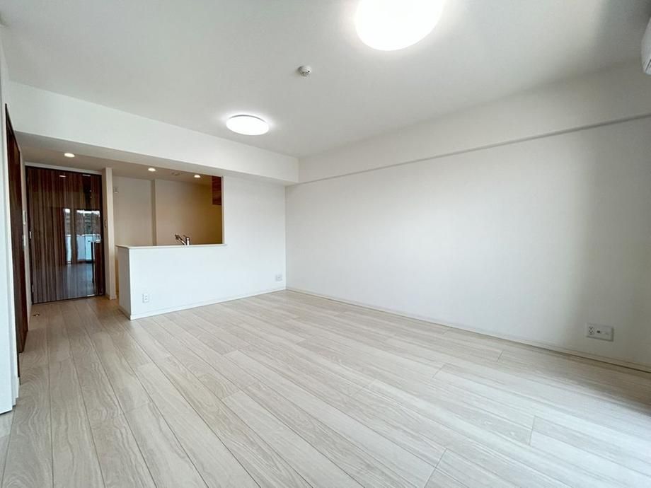 2LDK+S Apartment for Sale in Funabashi, Chiba – 66.7m² - Thumbnail 4