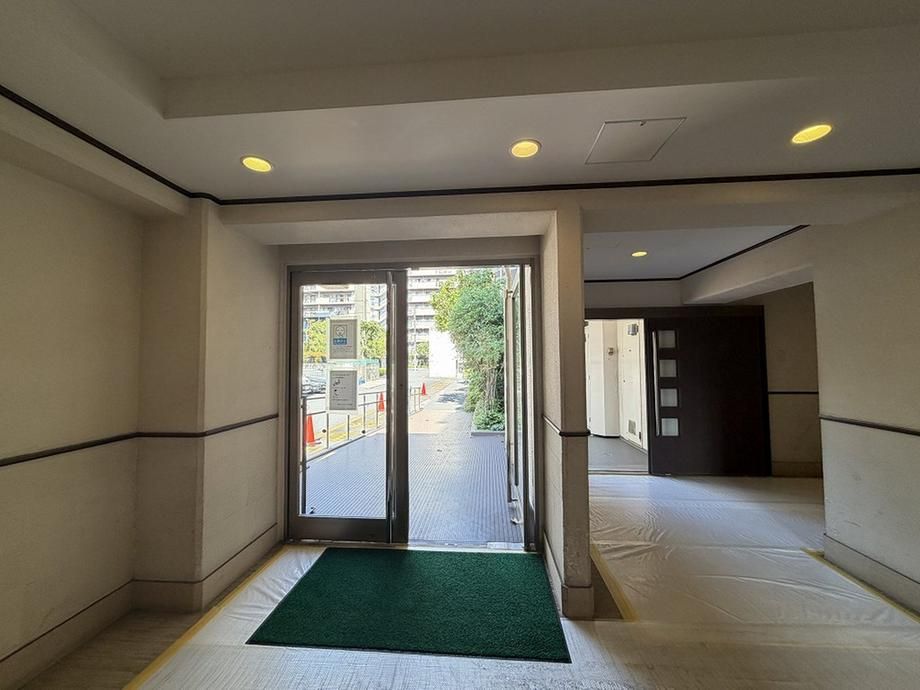 Renovated 3LDK Apartment in Kawasaki Sachi Ward Near Yako Station - Thumbnail 4