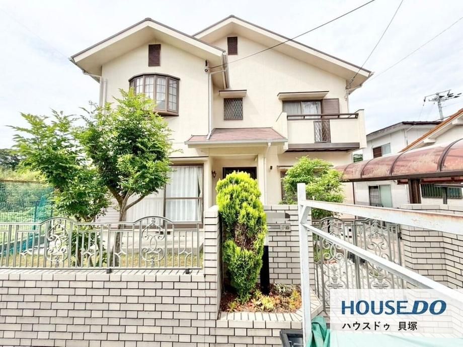 4LDK Renovated House in Kaizuka City, Osaka - Thumbnail 2