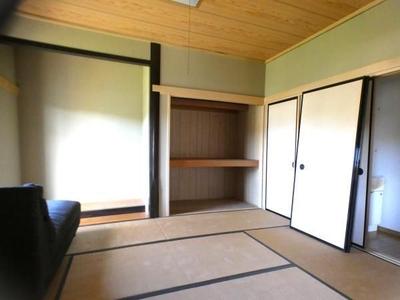 5LDK House for Sale in Hiji, Oita - 6.8 Million Yen — Interior, Hiji, Oita