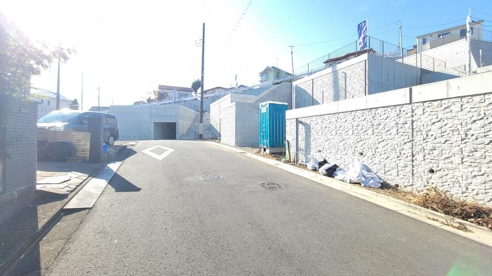 Land for Sale in Chiyogaoka, Kawasaki City - 155m2 Plots - Thumbnail 3