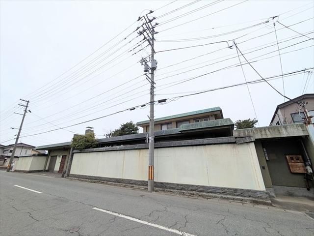 9LDK Detached House for Sale in Tsuruoka, Yamagata - Thumbnail 2