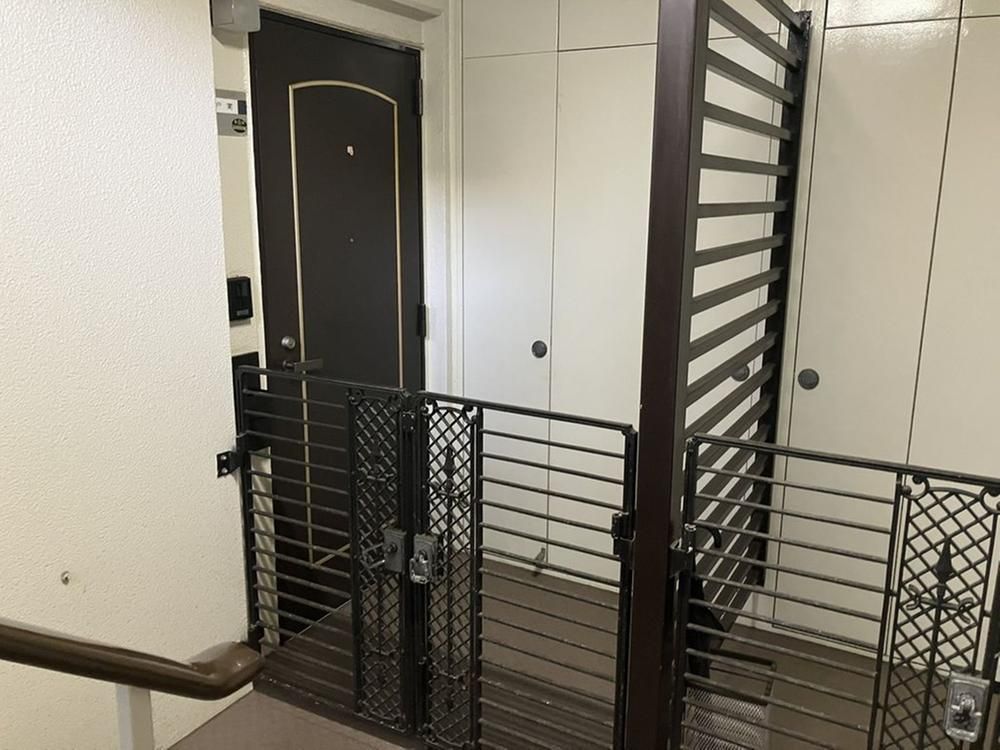 3LDK Apartment for Sale in Isehara, Kanagawa Prefecture - Thumbnail 2