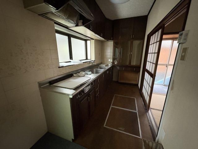 6DK House for Sale in Higashi-ku, Hiroshima City – 165.98 sqm Land - Thumbnail 3